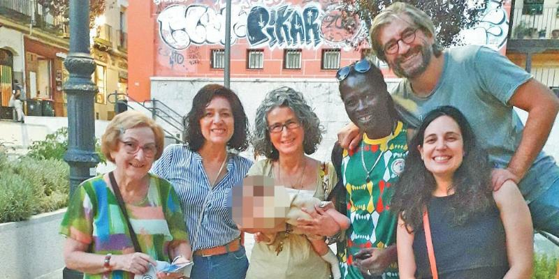 El testimonio de Milagros, Elhadji y Ousmane: migrantes que fueron acogidos y que ahora también acogen
