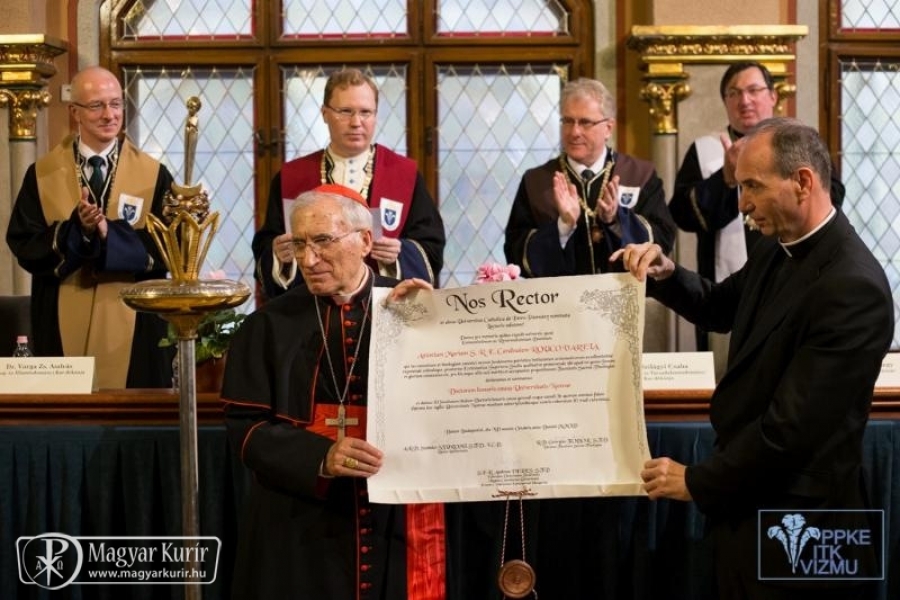 El cardenal Rouco Varela investido Doctor Honoris Causa por la Universidad Católica de Hungría