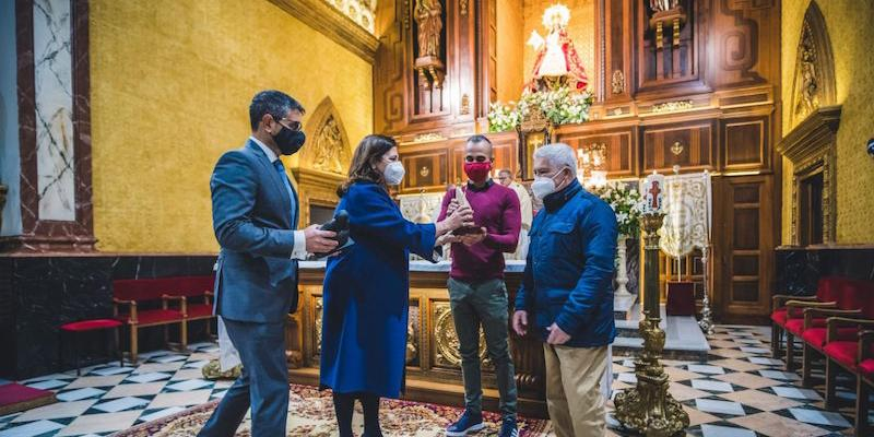 La Hermandad de Nuestra Se&ntilde;ora de la Paz de Alcobendas entrega a C&aacute;ritas el XXVIII Premio de La Paz a los Valores Humanos