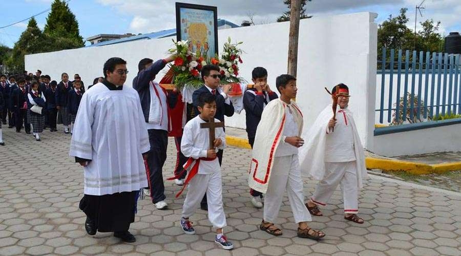 Procesión de niños en México agradece canonización de Mártires de Tlaxcala