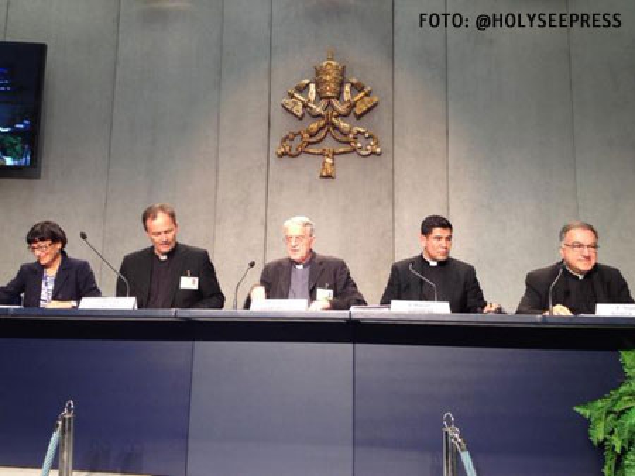 S&iacute;nodo: &laquo;No hay autoridad en el mundo que pueda borrar el v&iacute;nculo de un matrimonio v&aacute;lido&raquo;