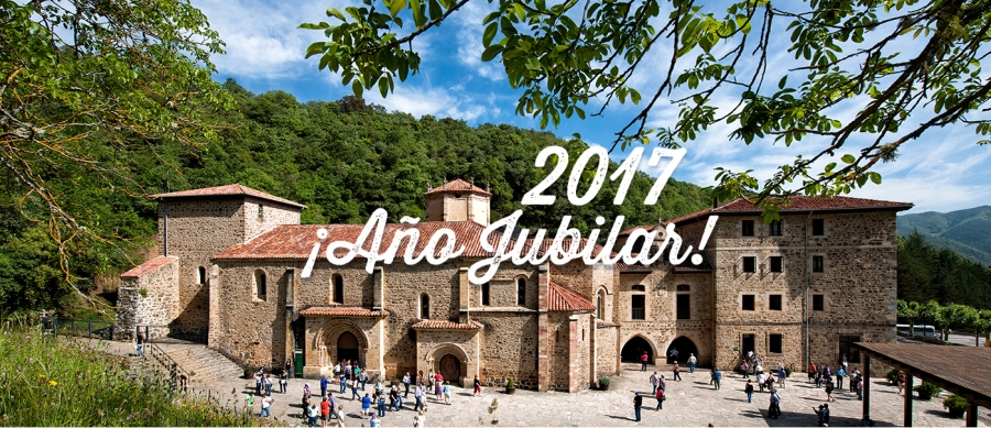 La parroquia Cristo de La Paz peregrina al monasterio de Santo Toribio de Li&eacute;bana