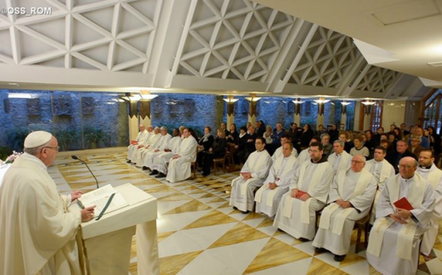 ¿Finges ser cristiano pero vives como pagano? El Papa advierte sobre la «doble vida»