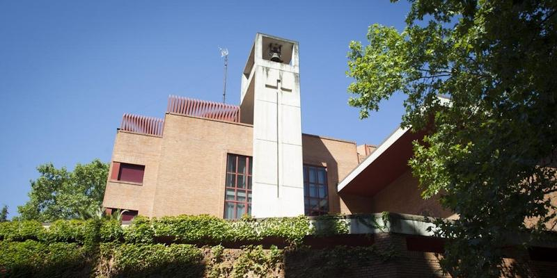 San Juan Cris&oacute;stomo conmemora a su titular en su festividad lit&uacute;rgica con una solemne Eucarist&iacute;a