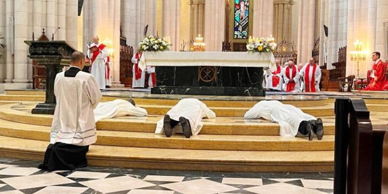 La catedral de la Almudena acogerá la segunda Misa jubilar de la diócesis: la de los diáconos