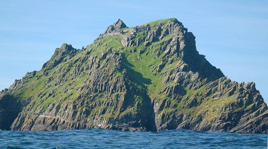 Obispo recuerda historia real de monjes que habitaron isla de los &#039;Últimos Jedi&#039; de Star Wars