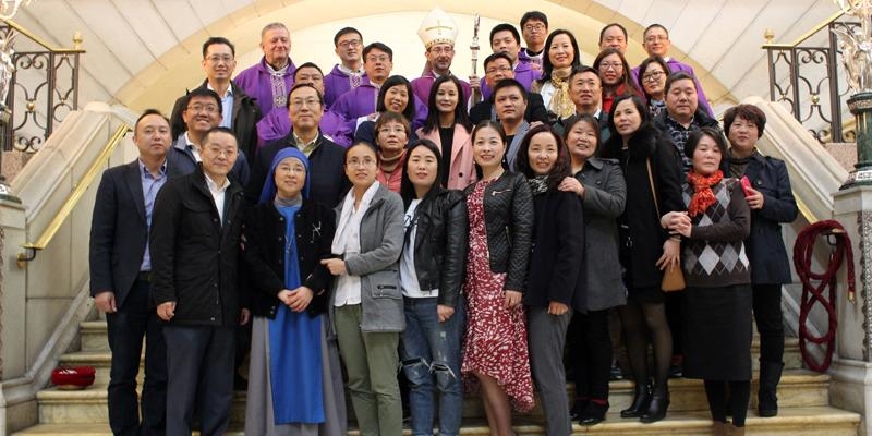 Monse&ntilde;or Cobo a la comunidad cat&oacute;lica china: &laquo;La Iglesia os quiere, os apoya y os necesita&raquo;