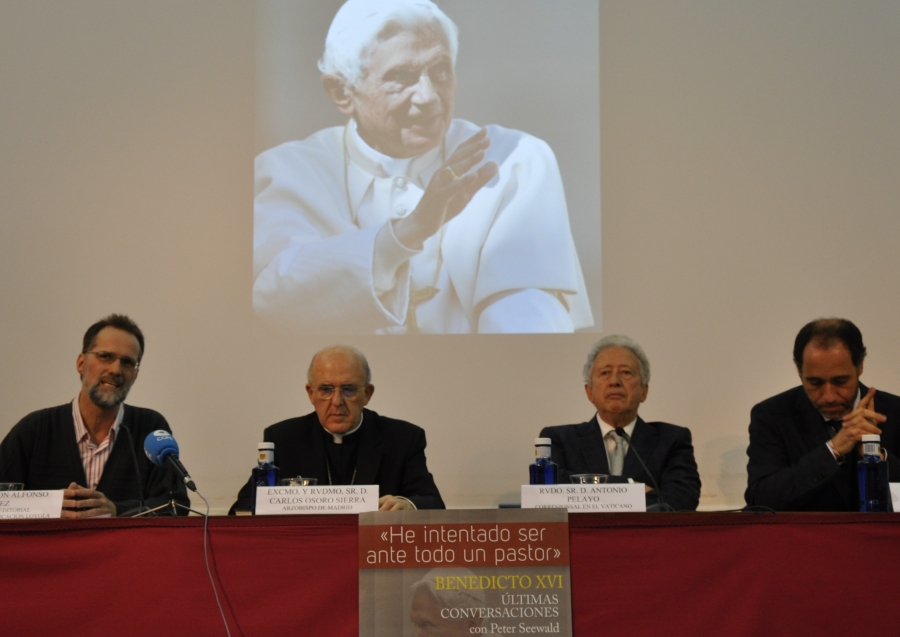 «&#039;Últimas conversaciones&#039; es la mejor presentación de quién es Benedicto XVI y un aval claro al pontificado de Francisco»