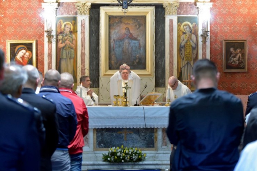 El Santo Padre a los presos de Paliano: 'El lavatorio de los pies no es folclore, es un s&iacute;mbolo'