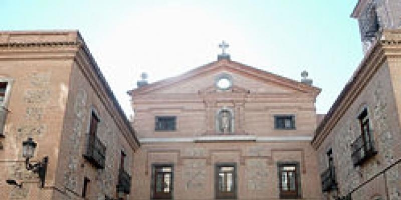 Las campanas de San Gin&eacute;s repican en homenaje a todos los servidores p&uacute;blicos