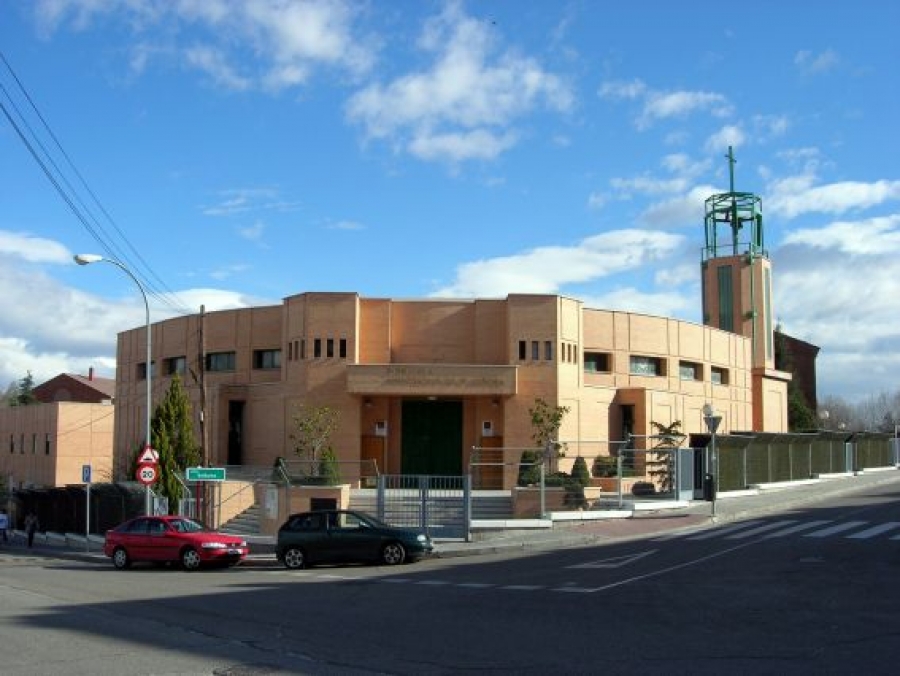 Rastrillo navide&ntilde;o ben&eacute;fico en la parroquia de la Anunciaci&oacute;n de Pozuelo
