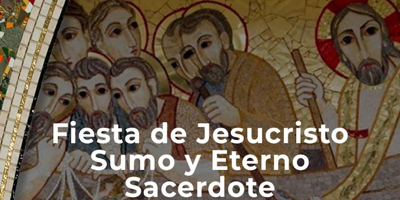 Monse&ntilde;or Jes&uacute;s Pulido preside en la iglesia de San Juan de la Cruz una Misa en la fiesta de Jesucristo Sumo y Eterno Sacerdote