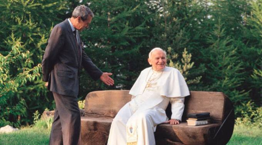 P. Lombardi: El maestro Navarro-Valls dio un servicio incalculable a la Iglesia