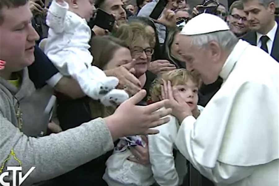 Francisco en la catequesis: 'La esperanza no defrauda porque est&aacute; fundada en el amor que Dios nos tiene'
