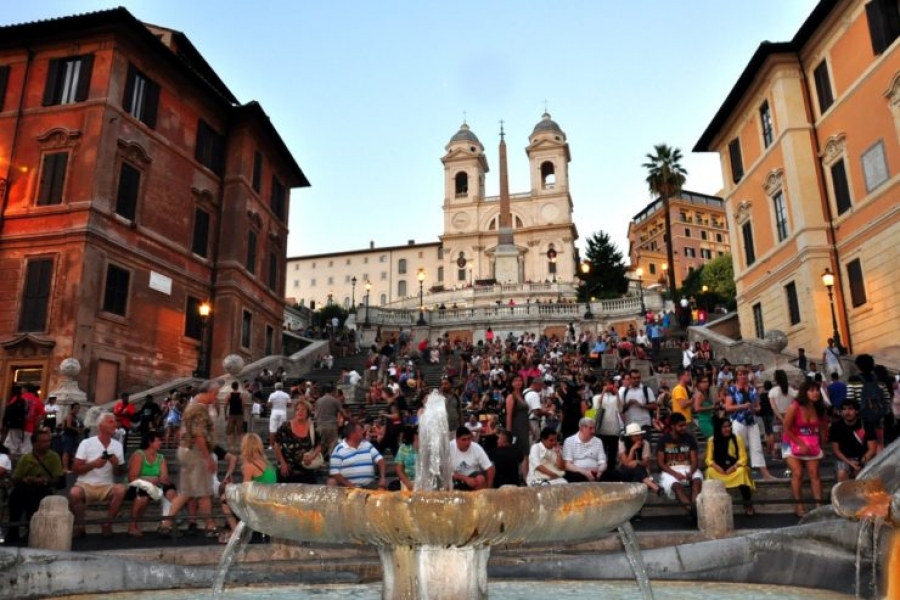 La iglesia Trinit&agrave; dei Monti de Roma, confiada a la Comunidad Emmanuel