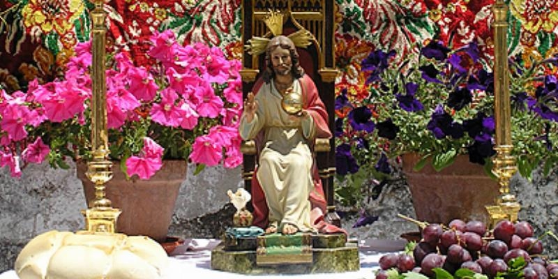 Cabanillas de la Sierra celebra su fiesta patronal en la solemnidad del Corpus