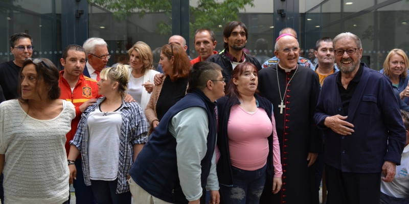 El cardenal Osoro preside el funeral por el padre Garralda, SJ
