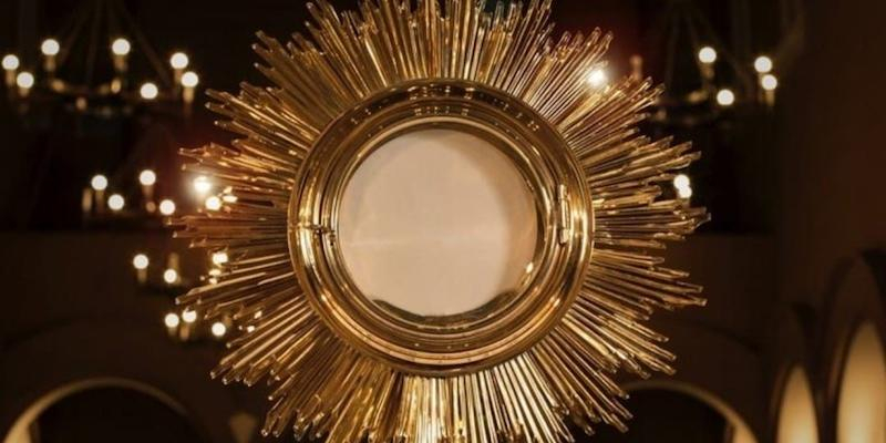 La capilla de la Facultad de Derecho de la UCM acoge este viernes un encuentro de adoraci&oacute;n eucar&iacute;stica