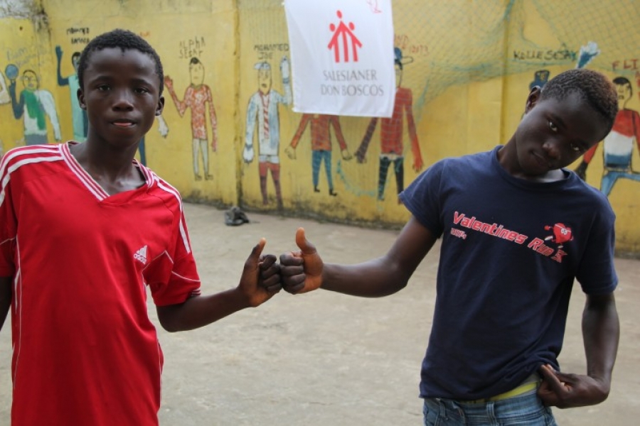 El cardenal Filoni invita a 'despertar la conciencia misionera hoy'
