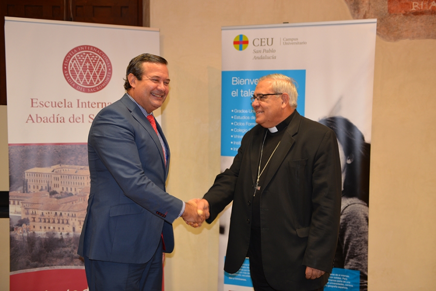 El Arzobispo de Granada inaugura las XXIV Jornadas para Delegados Episcopales y Directores de Secretariados de Relaciones Interconfesionales