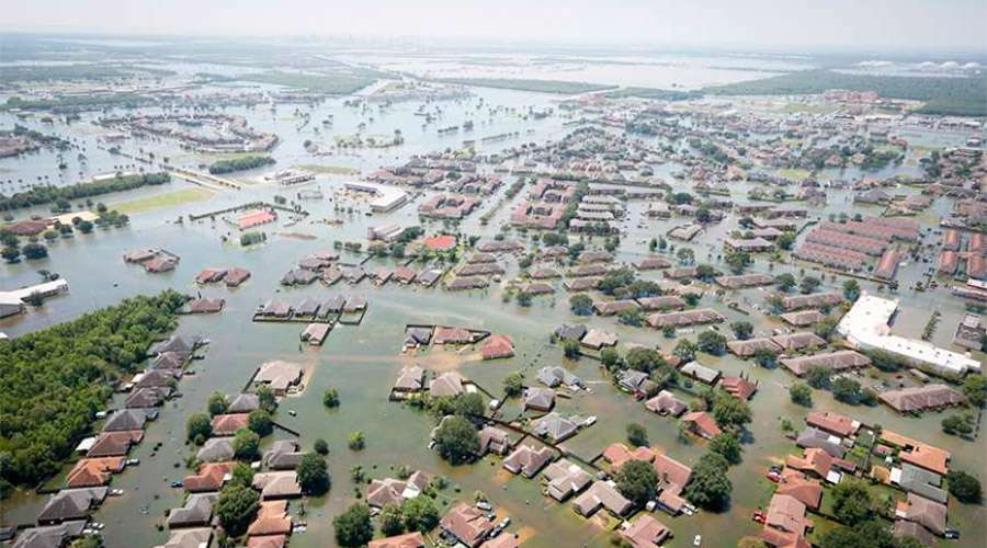 Caballeros de Colón donan 1,4 millones de dólares para reconstrucción por huracanes en EEUU
