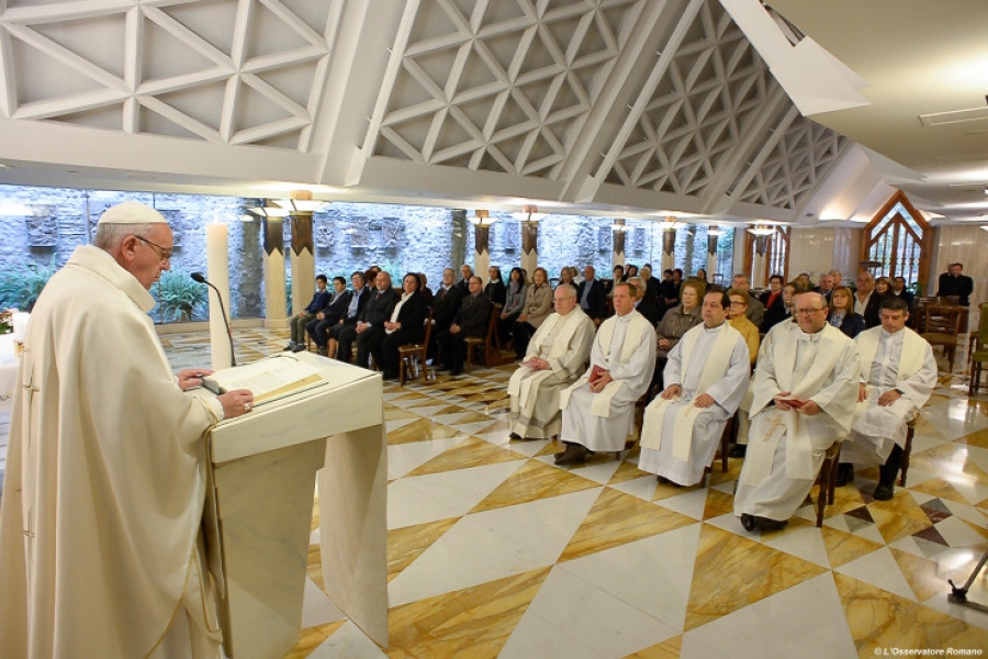 Francisco en Santa Marta: 'Cada uno de nosotros ha sido so&ntilde;ado por el Padre'