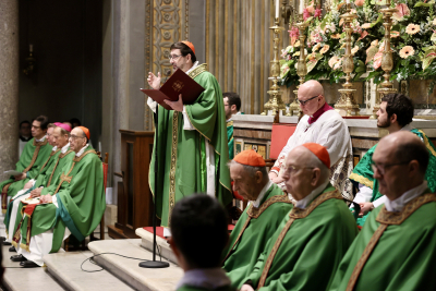 El cardenal Cobo en Santa Mar&iacute;a de Montserrat: &laquo;Que esta Iglesia en la que inicio mi ministerio siga siendo lugar de acogida y hospitalidad, especialmente a los pobres y enfermos&raquo;