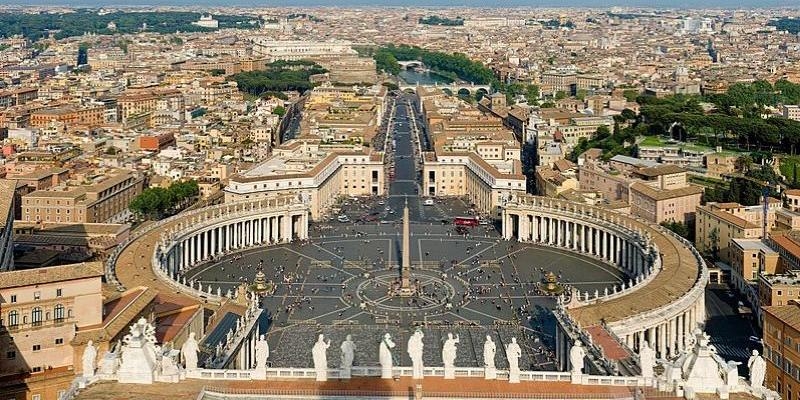 Los jóvenes de Santa Genoveva Torres Morales de Majadahonda peregrinan a Roma