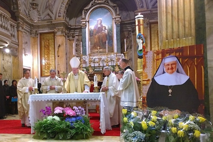 Madre Ang&eacute;lica: 'su testimonio fue el motor de una gran comunicaci&oacute;n&rsquo;