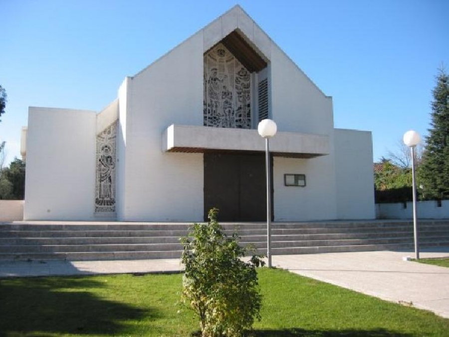 Misa del Arzobispo de Madrid en la Parroquia Bautismo del Señor