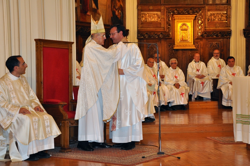 Cardenal Osoro, al nuevo rector del Seminario: «Recibes lo más querido, que es el Señor»