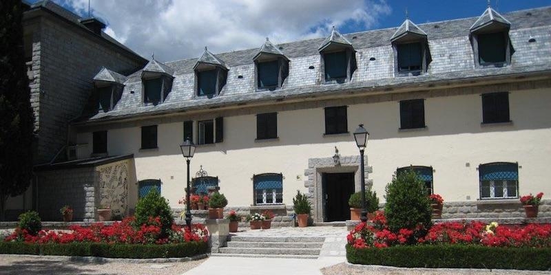 Santa María de Los Negrales honra a san Pedro Poveda con una vigilia de oración y una Eucaristía