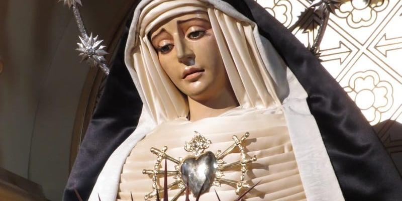 Jes&uacute;s con la cruz a cuestas abre los desfiles procesionales de Galapagar en el Mi&eacute;rcoles Santo