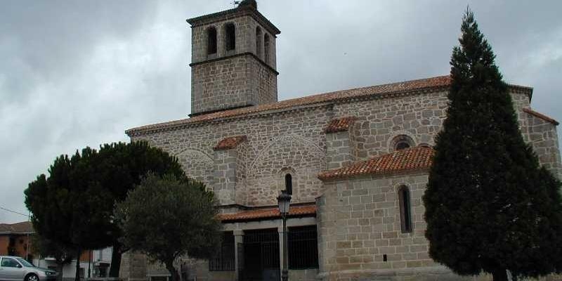 Santa Mar&iacute;a la Blanca de Cerceda honra a su titular con una Misa solemne
