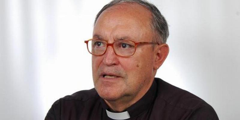 Monse&ntilde;or Mart&iacute;nez Camino celebra en Nuestra Se&ntilde;ora del Buen Suceso una Misa funeral por el padre Jos&eacute; Antonio Say&eacute;s
