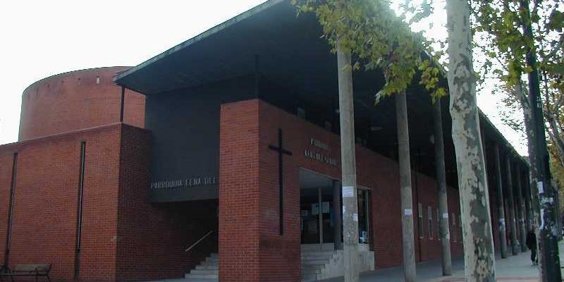 Monseñor Martínez Camino realiza la visita pastoral a La Cena del Señor