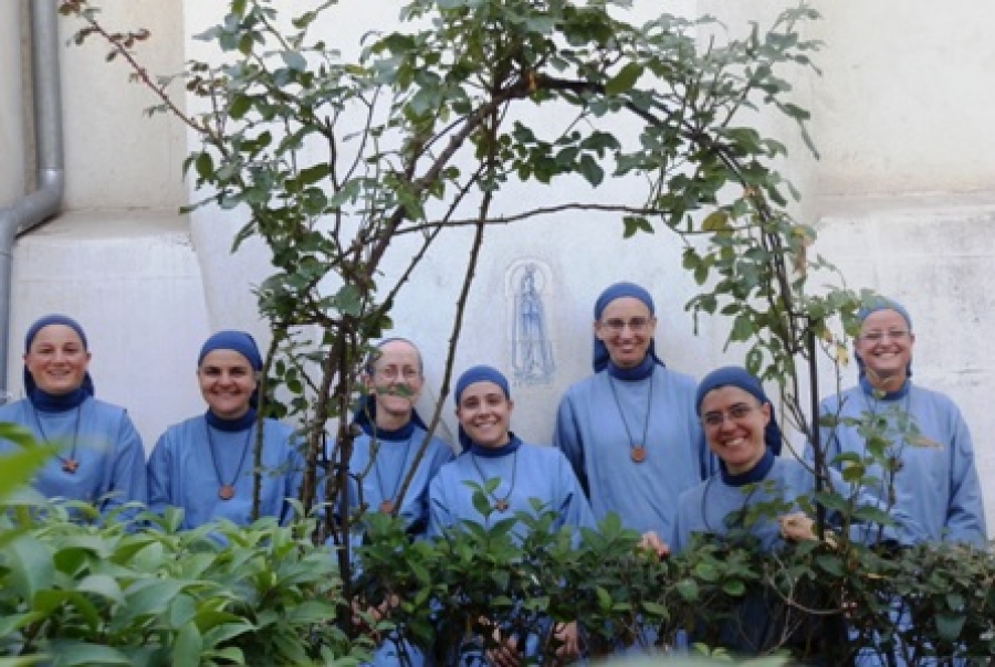 Las Hermanitas del Cordero realizan una semana de misi&oacute;n por Madrid