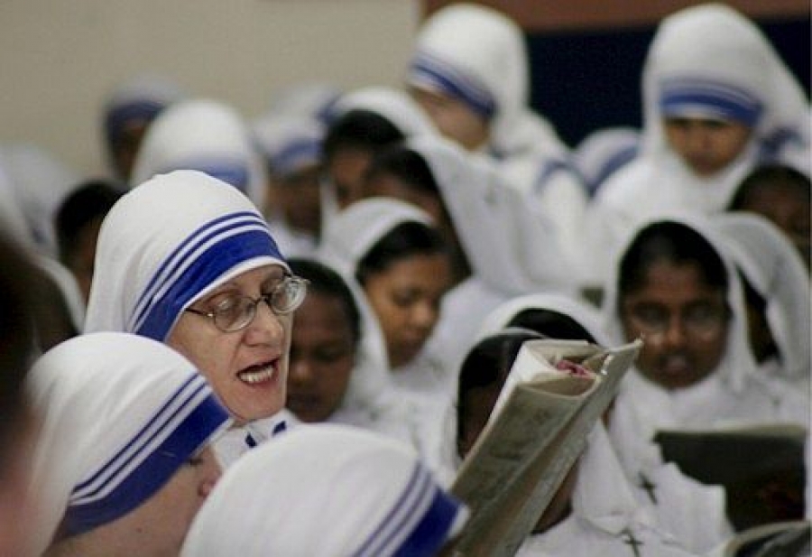 Nuevas leyes de adopci&oacute;n obligan a Misioneras de la Caridad a cerrar orfanatos en la India