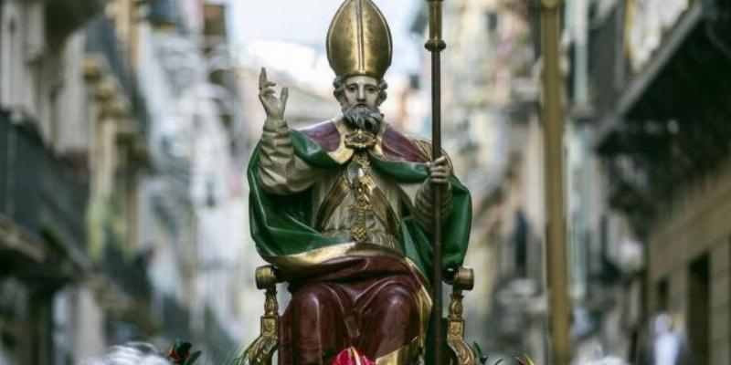 La Congregación de San Fermín de los Navarros recuerda a sus difuntos con una Misa en la festividad de san Saturnino
