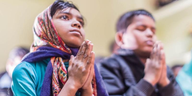 Ayuda a la Iglesia Necesitada organiza en San Dámaso el I torneo de debate sobre la libertad religiosa en el mundo