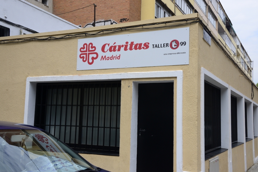 La empresa LEVEL 13 visita la empresa de inserci&oacute;n Taller 99