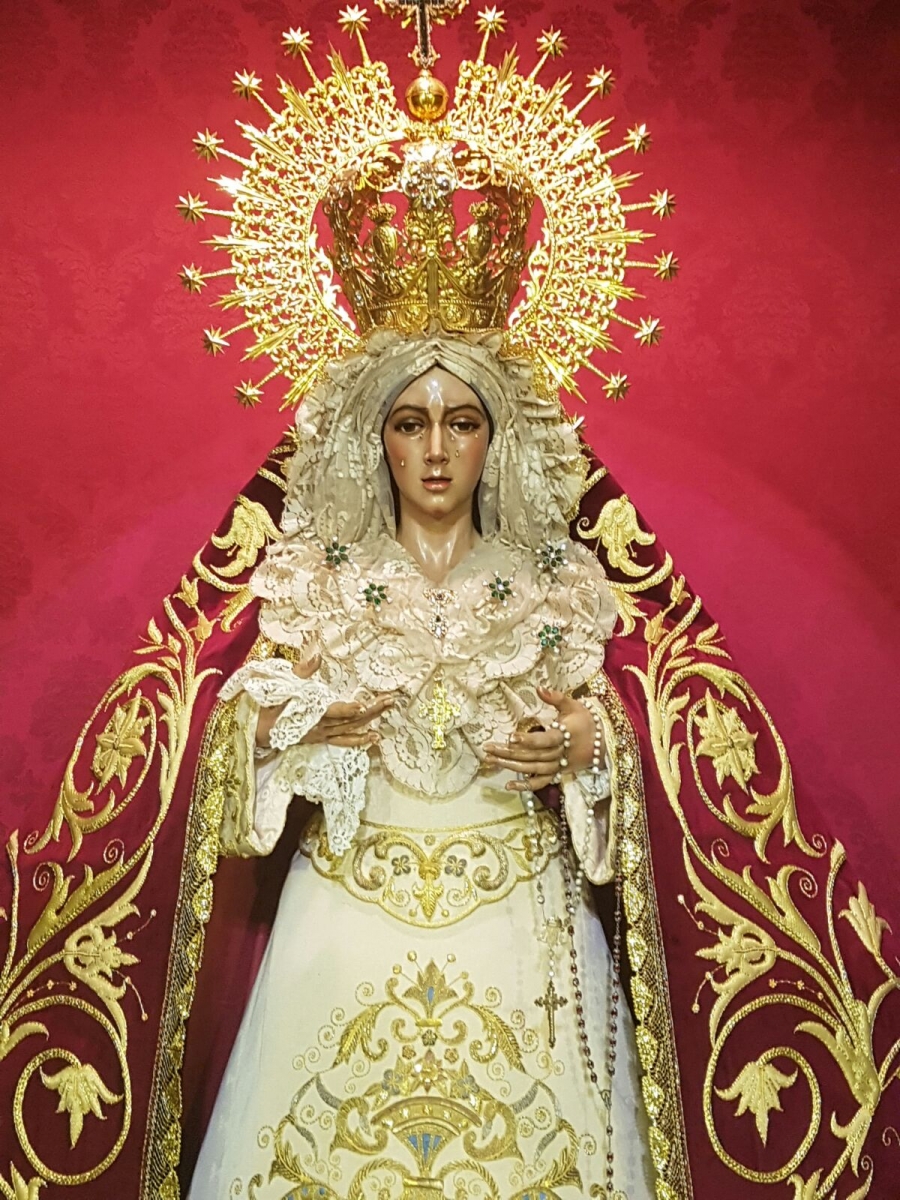 La Hermandad del Gran Poder y Esperanza Macarena inaugura un servicio de atenci&oacute;n a sus miembros