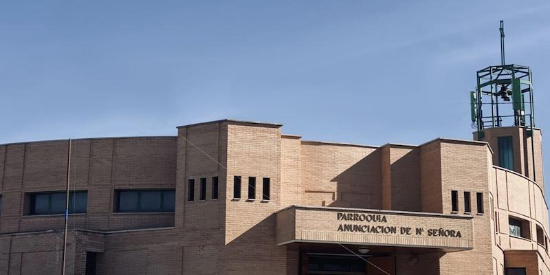 El cardenal Osoro administra la Confirmaci&oacute;n en Anunciaci&oacute;n de Nuestra Se&ntilde;ora a alumnos del colegio Instituto Veritas