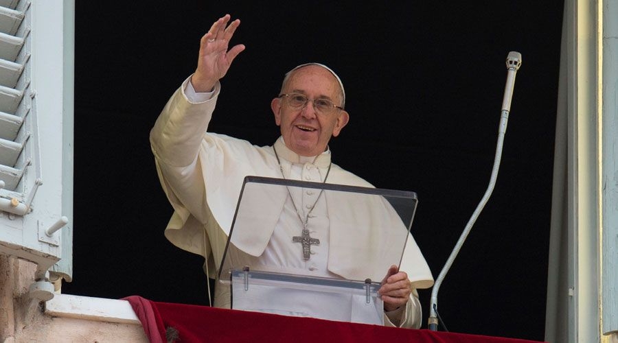 El Santo Padre saluda a familias que celebrarán el año nuevo lunar
