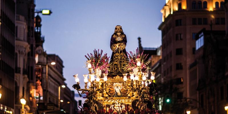 El cardenal Osoro preside la salida estacional de Jes&uacute;s de Medinaceli el Viernes Santo