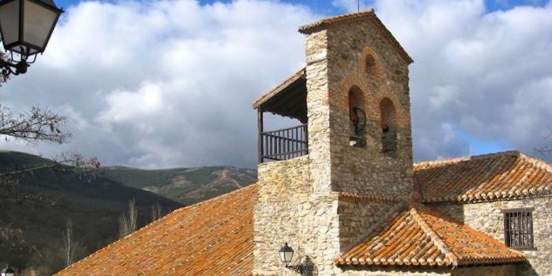 Puebla de la Sierra honra a la Virgen de la Asunción con una Misa solemne