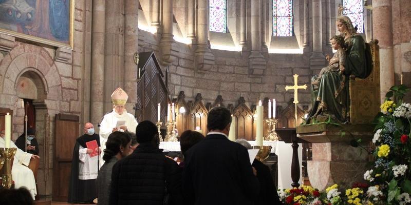 El cardenal Osoro recuerda en Covadonga que «el centro es Jesucristo» como subraya san Pedro Poveda