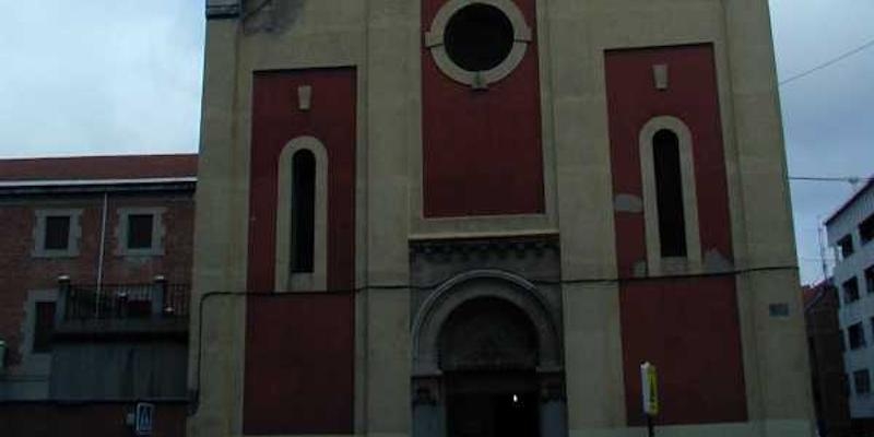 El padre Ángel Camino celebra una Eucaristía en Santa María la Mayor y San Julián