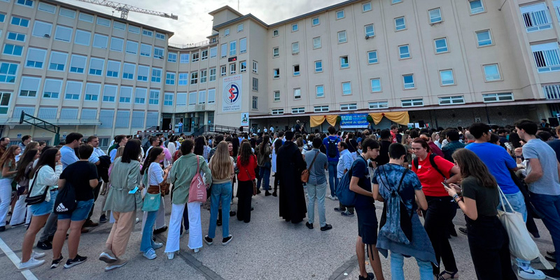 &laquo;La salida misionera en los j&oacute;venes no se puede hacer sino desde los propios j&oacute;venes&raquo;