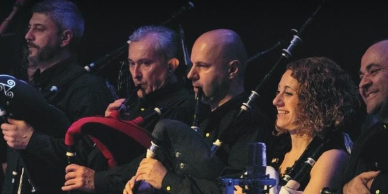 A Píntega Marela ofrece un concierto de música gallega y folk celta en el teatro Fernández Baldor de Torrelodones